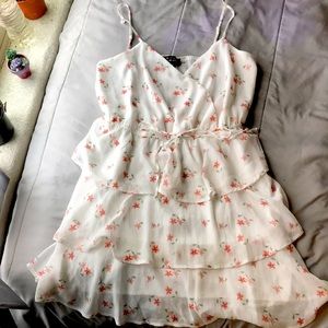 Size Medium dress with cute reddish-pink flowers. Great for Spring and Summer!!